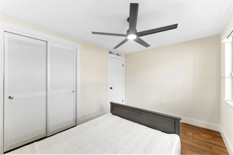 House in New Port Richey, Florida 2 bedrooms, 125.42 sq.m. № 1798058 - photo 21
