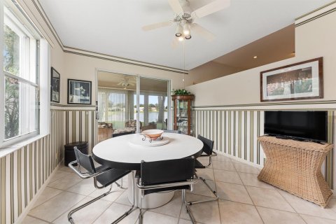 Casa en venta en Boynton Beach, Florida, 3 dormitorios, 214.79 m2 № 2388482 - foto 9