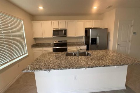 Townhouse in Winter Garden, Florida 3 bedrooms, 145.67 sq.m. № 1898881 - photo 7