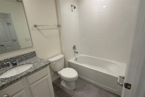Townhouse in Winter Garden, Florida 3 bedrooms, 145.67 sq.m. № 1898881 - photo 28