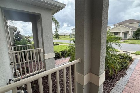 Townhouse in Winter Garden, Florida 3 bedrooms, 145.67 sq.m. № 1898881 - photo 3