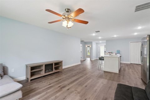 Casa en venta en DeLand, Florida, 3 dormitorios, 119.38 m2 № 2385583 - foto 8