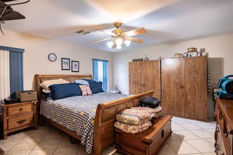 Casa en venta en Winter Haven, Florida, 3 dormitorios, 150.87 m2 № 1432352 - foto 18