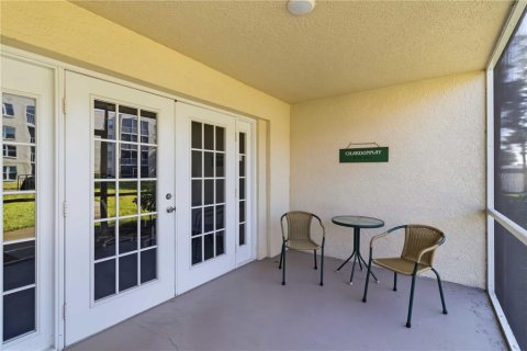 Condo in Bradenton, Florida, 2 bedrooms  № 2103630 - photo 25