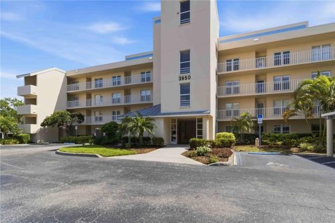 Condo in Bradenton, Florida, 2 bedrooms  № 2103630