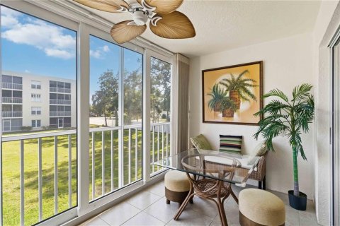 Condo in Bradenton, Florida, 2 bedrooms  № 2103630 - photo 14