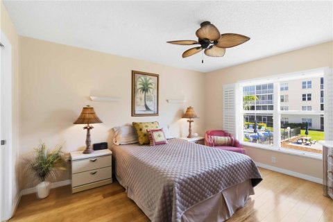 Condo in Bradenton, Florida, 2 bedrooms  № 2103630 - photo 16