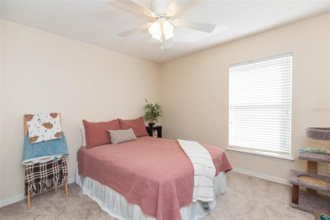 House in Land O' Lakes, Florida 4 bedrooms, 197.7 sq.m. № 1533417 - photo 20