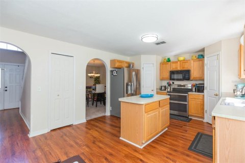 House in Land O' Lakes, Florida 4 bedrooms, 197.7 sq.m. № 1533417 - photo 8