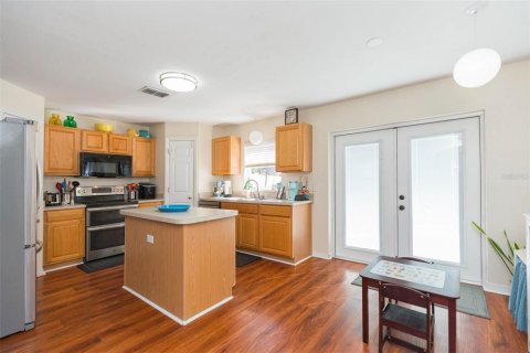 House in Land O' Lakes, Florida 4 bedrooms, 197.7 sq.m. № 1533417 - photo 7