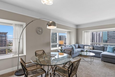 Купить кондоминиум в Майами, Флорида 2 спальни, 162.3м2, № 1932001 - фото 4