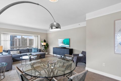 Купить кондоминиум в Майами, Флорида 2 спальни, 162.3м2, № 1932001 - фото 7