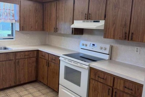 Duplex in Merrit Island, Florida 2 bedrooms, 147.34 sq.m. № 2258339 - photo 10