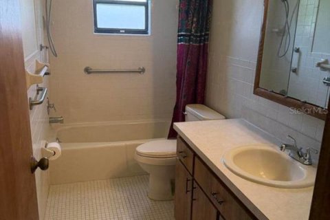 Duplex in Merrit Island, Florida 2 bedrooms, 147.34 sq.m. № 2258339 - photo 19