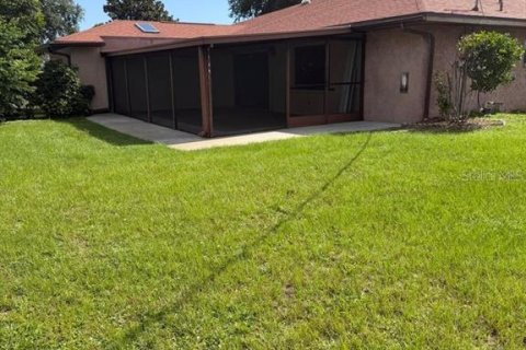 Duplex in Merrit Island, Florida 2 bedrooms, 147.34 sq.m. № 2258339 - photo 5