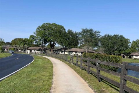 Villa ou maison à vendre à Boynton Beach, Floride: 2 chambres, 130.06 m2 № 2027365 - photo 19