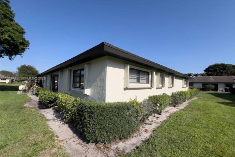 Villa ou maison à vendre à Boynton Beach, Floride: 2 chambres, 130.06 m2 № 2027365 - photo 15