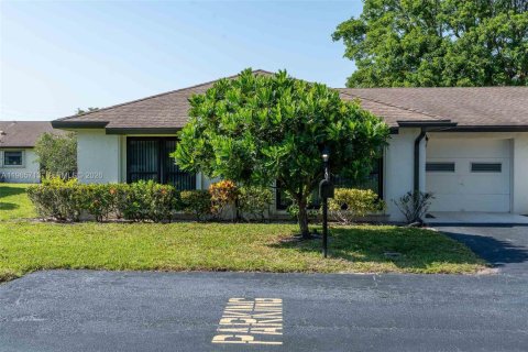 Villa ou maison à vendre à Boynton Beach, Floride: 2 chambres, 130.06 m2 № 2027365 - photo 12