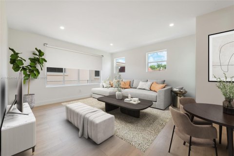 Casa en venta en Miami, Florida, 2 dormitorios, 106.56 m2 № 1888222 - foto 3