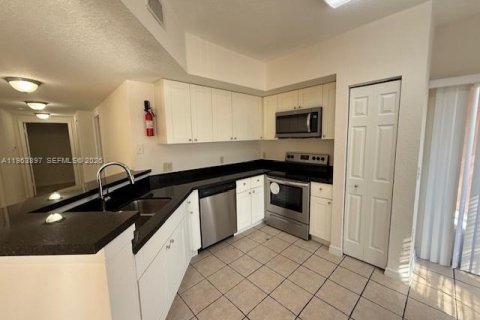 Copropriété à vendre à North Lauderdale, Floride: 3 chambres, 137.5 m2 № 2025508 - photo 3