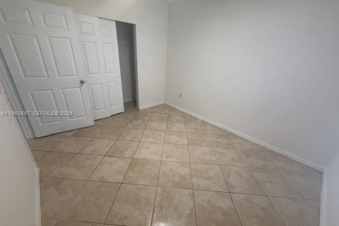 Copropriété à vendre à North Lauderdale, Floride: 3 chambres, 137.5 m2 № 2025508 - photo 8