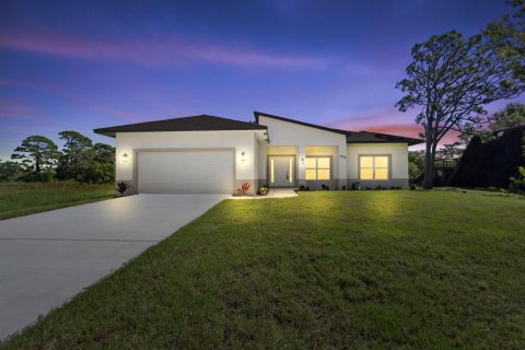 Casa en venta en St. Lucie, Florida, 4 dormitorios, 209.03 m2 № 2081595 - foto 6