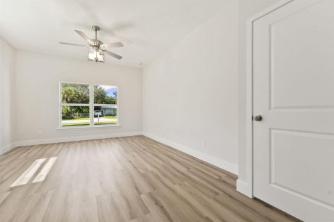 Casa en venta en St. Lucie, Florida, 4 dormitorios, 209.03 m2 № 2081595 - foto 20