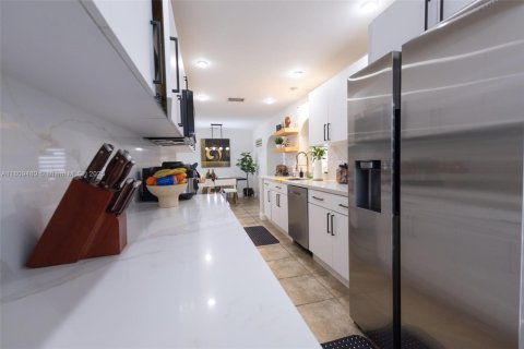 Casa en venta en Homestead, Florida, 3 dormitorios, 156.08 m2 № 1865301 - foto 27