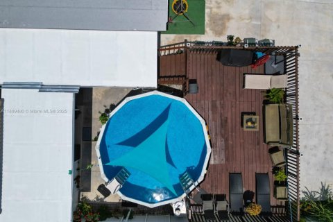 Casa en venta en Homestead, Florida, 3 dormitorios, 156.08 m2 № 1865301 - foto 8