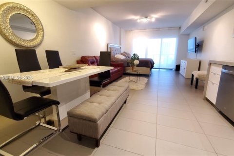 Copropriété à louer à Miami, Floride: 53.88 m2 № 2387133 - photo 26