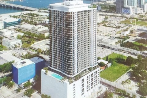 Studio à Condo à Miami, Floride  № 2387133