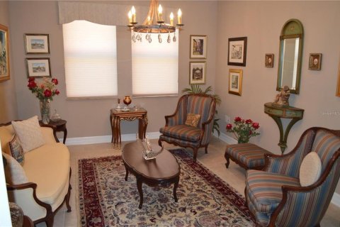 House in Wesley Chapel, Florida 3 bedrooms, 270.35 sq.m. № 1876495 - photo 11
