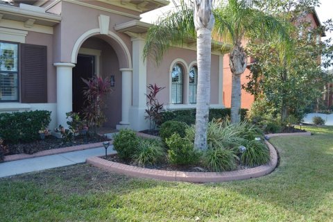 House in Wesley Chapel, Florida 3 bedrooms, 270.35 sq.m. № 1876495 - photo 6