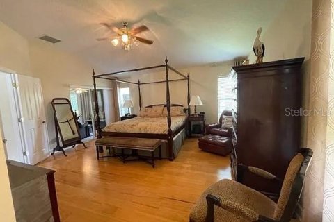 House in The Villages, Florida 2 bedrooms, 169.55 sq.m. № 1798034 - photo 15