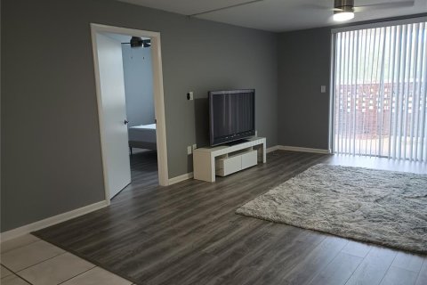 Condominio en venta en Clearwater, Florida, 2 dormitorios, 106.84 m2 № 1546642 - foto 22