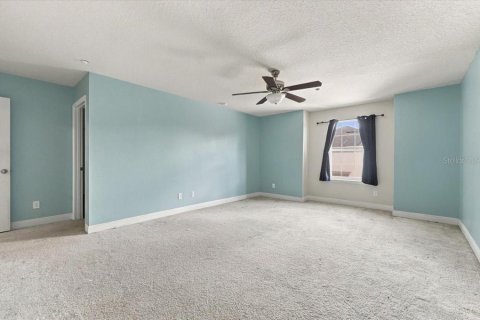 Townhouse in Winter Park, Florida 3 bedrooms, 173.36 sq.m. № 2393750 - photo 12