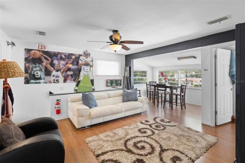 Immobilier commercial à vendre à Orlando, Floride: 206.15 m2 № 1377044 - photo 5