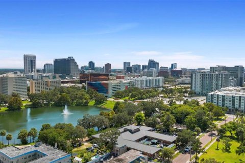 Immobilier commercial à vendre à Orlando, Floride: 206.15 m2 № 1377044 - photo 2