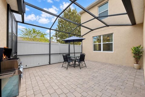 Townhouse in Winter Garden, Florida 3 bedrooms, 162.67 sq.m. № 2391542 - photo 24