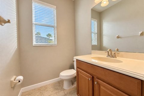 Townhouse in Winter Garden, Florida 3 bedrooms, 162.67 sq.m. № 2391542 - photo 12