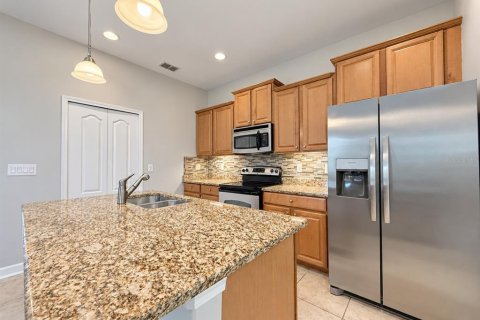 Townhouse in Winter Garden, Florida 3 bedrooms, 162.67 sq.m. № 2391542 - photo 8