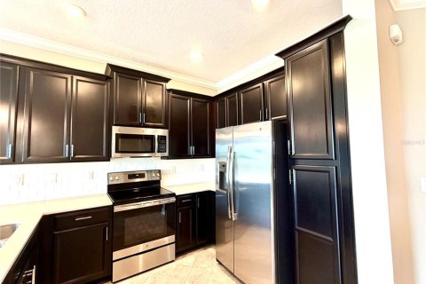 Touwnhouse à louer à Davenport, Floride: 3 chambres, 169.83 m2 № 2296207 - photo 3