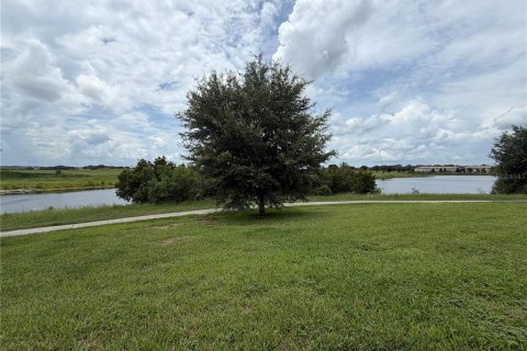 Touwnhouse à louer à Davenport, Floride: 3 chambres, 169.83 m2 № 2296207 - photo 5