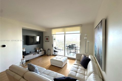 Снять в аренду кондоминиум в Майами, Флорида 2 спальни, 105.91м2, № 2032977 - фото 6