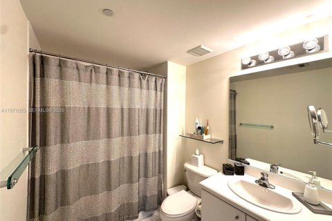 Снять в аренду кондоминиум в Майами, Флорида 2 спальни, 105.91м2, № 2032977 - фото 18