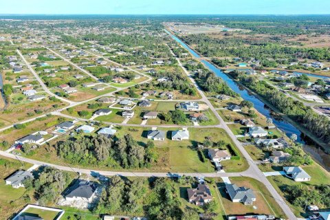 Land in Lehigh Acres, Florida № 2158588 - photo 19