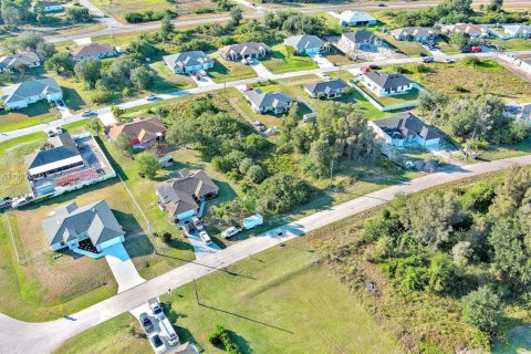 Land in Lehigh Acres, Florida № 2158588 - photo 12