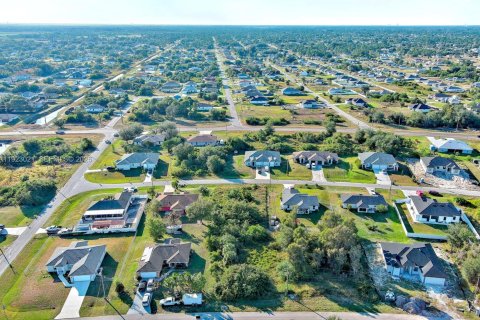 Land in Lehigh Acres, Florida № 2158588 - photo 14