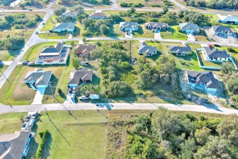 Land in Lehigh Acres, Florida № 2158588 - photo 13