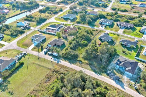 Land in Lehigh Acres, Florida № 2158588 - photo 16
